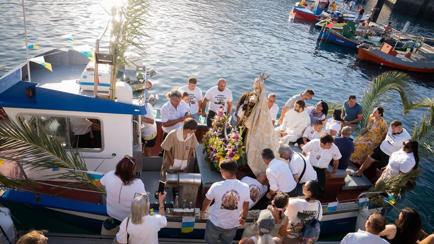 Embarcación de la Virgen del Carmen en Candelaria