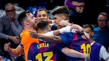 El Barça de fútbol sala celebra un gol