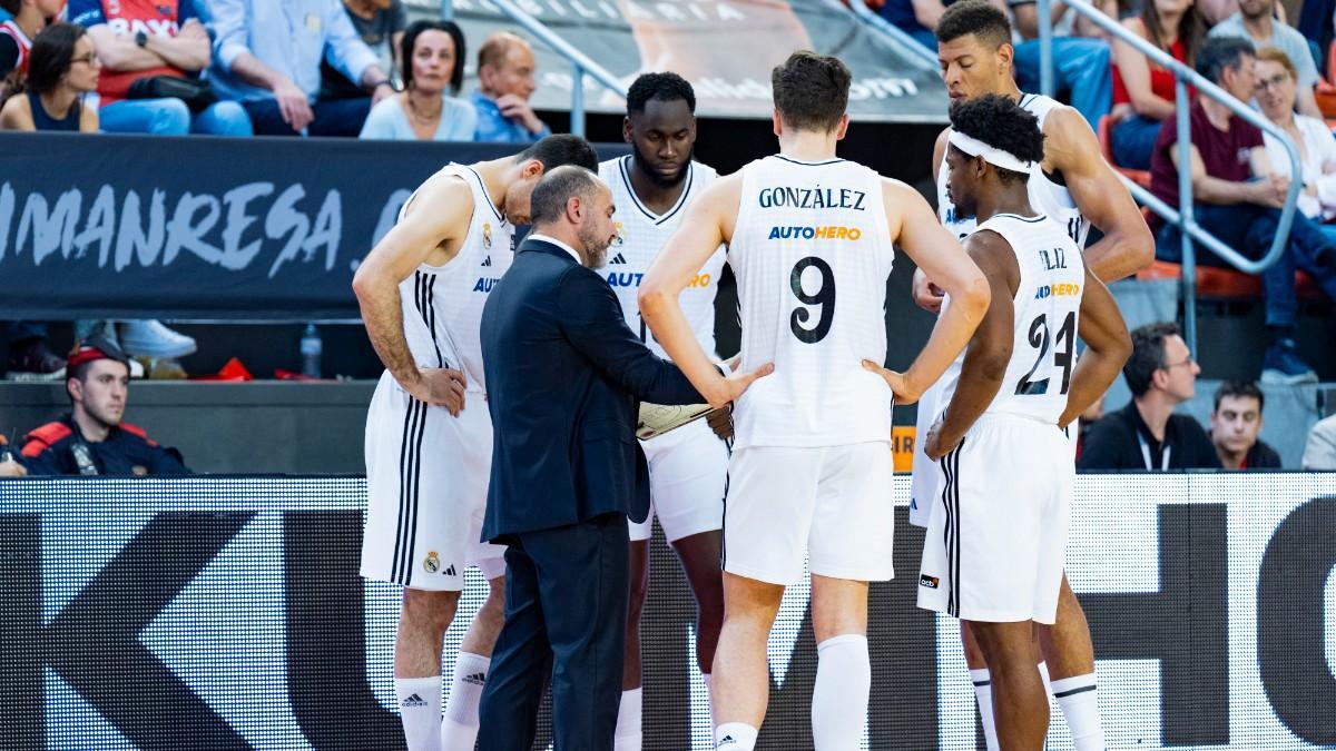 Real Madrid coach, Chus Mateo, during the meeting of Day 32 of the Endesa League between Baxi Manresa and Real Madrid, played at the Nou Congost Pavilion in Manresa