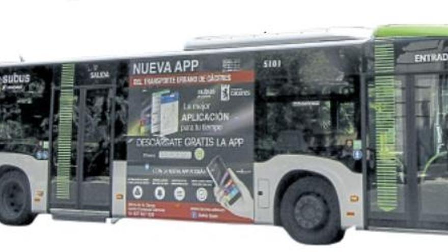 Los cacereños apenas realizan un 10% de sus traslados en autobús