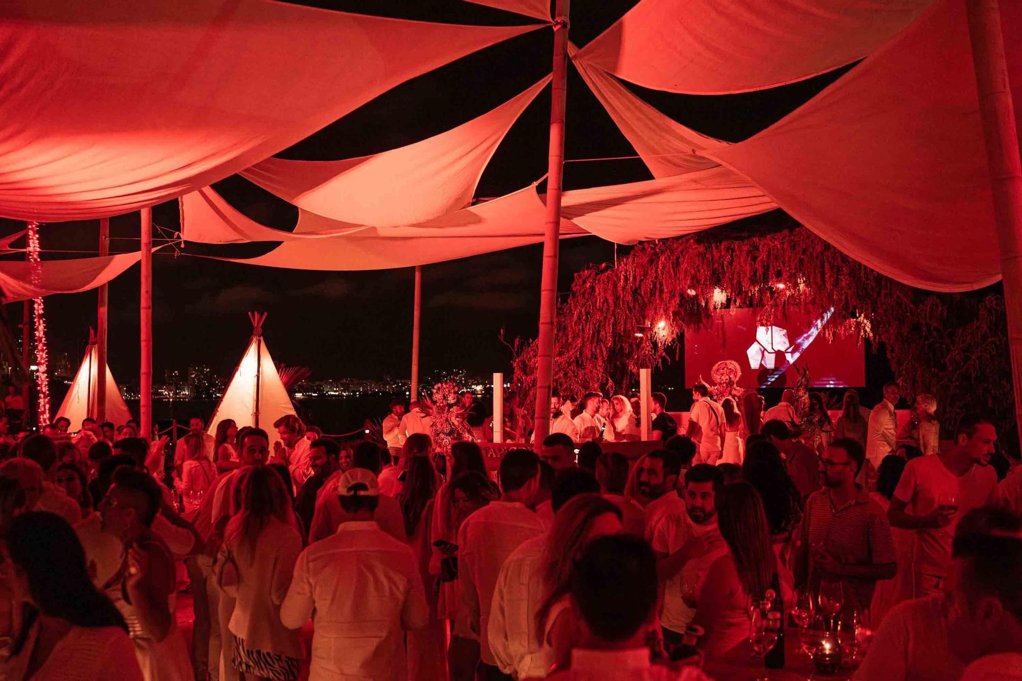 Puntapiedra reabre sus puertas con la fiesta que marca el inicio del verano 2025 en Alicante