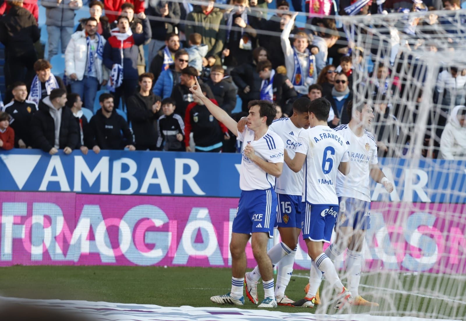 EN IMÁGENES | Así se está viviendo el encuentro entre el Real Zaragoza y el FC Andorra