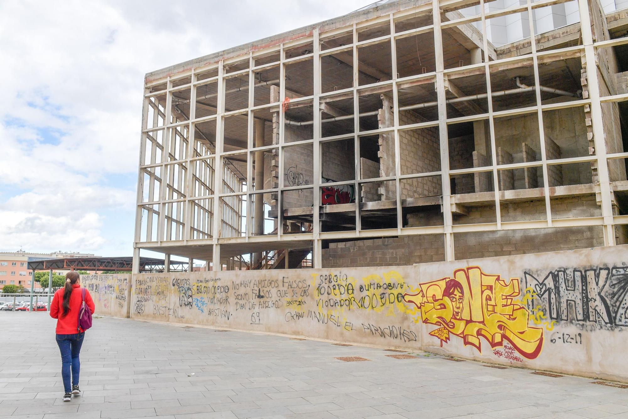 Abandono del Palacio de la Cultura de Telde