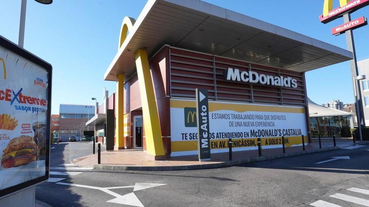 Así está ahora el McDonald's cerrado en Castelló