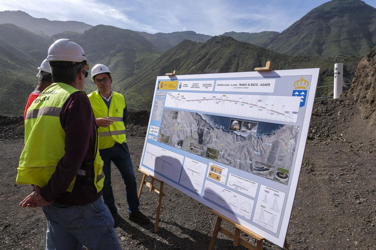 Visitas a las obras de la carretera de La Aldea