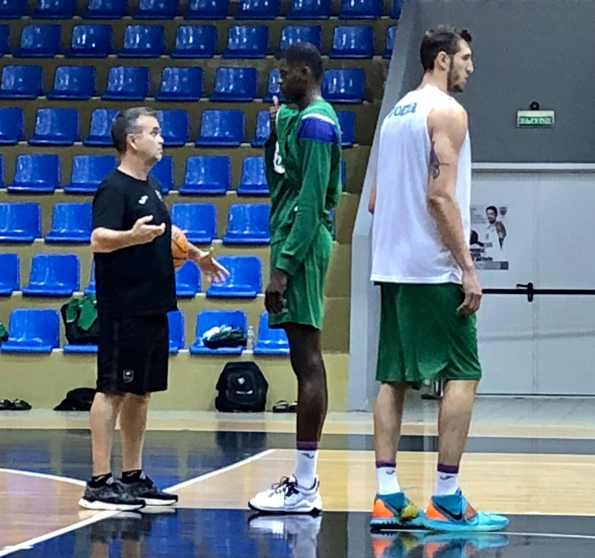 El Unicaja se entrena en Rusia ante su debut en la BCL