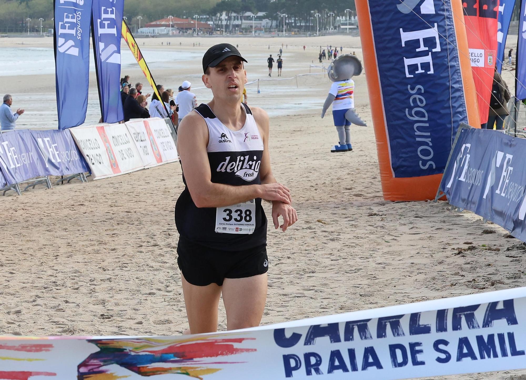 Sofía Freaza y Carlos Gutérrez se impusieron en la Carreira Praia de Samil