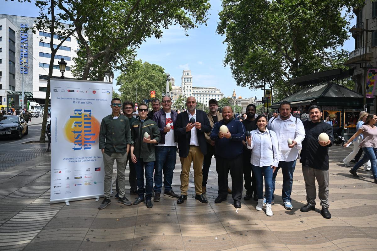 Algunos de los cocineros de restaurantes que formarán parte este año del Tast a la Rambla.