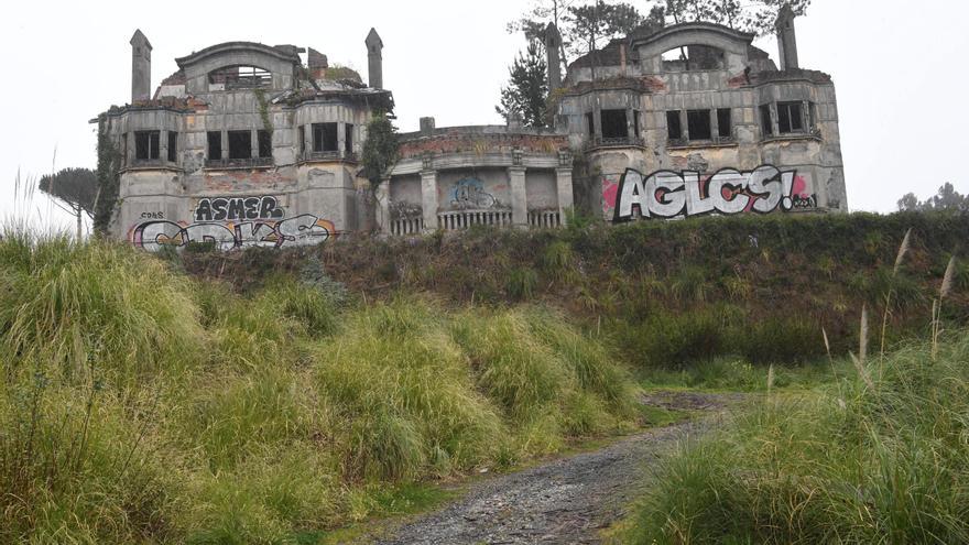 La alcaldesa de Cambre invitará al de Oleiros a una reunión sobre el desarrollo en O Seixal