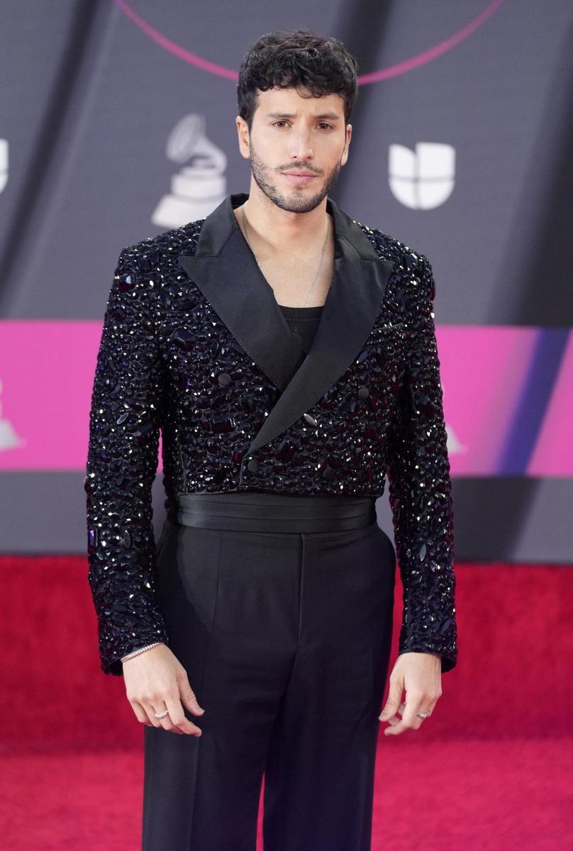 Sebastian Yatra, de Dolce &amp; Gabbana