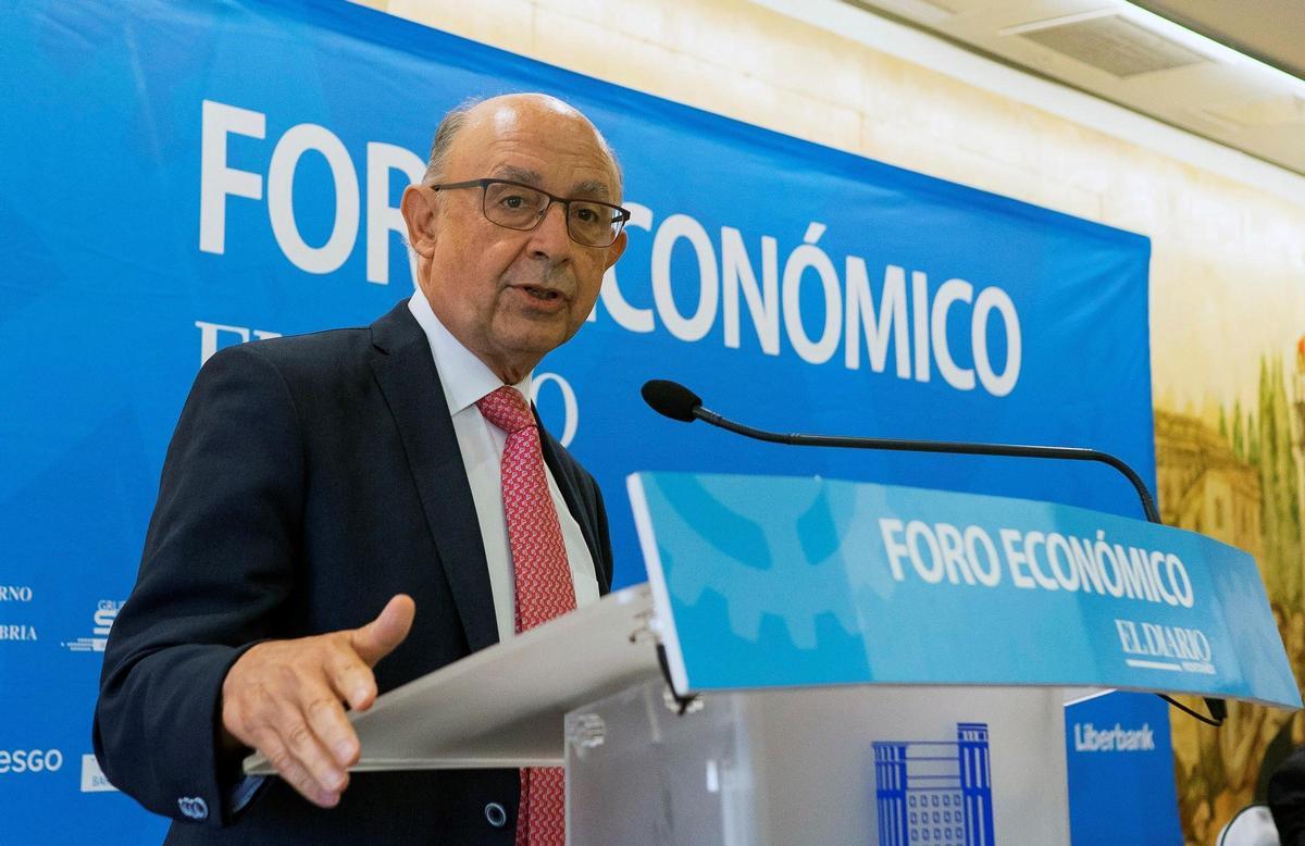 Cristóbal Montoro, en una magen de archivo.