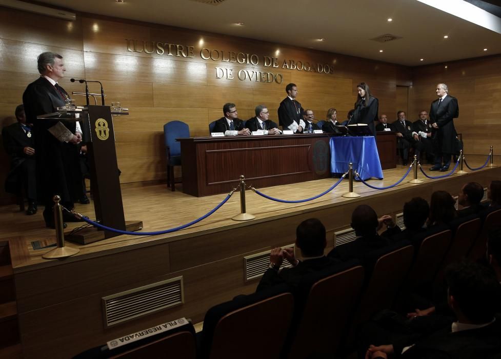 Jura de nuevos abogados