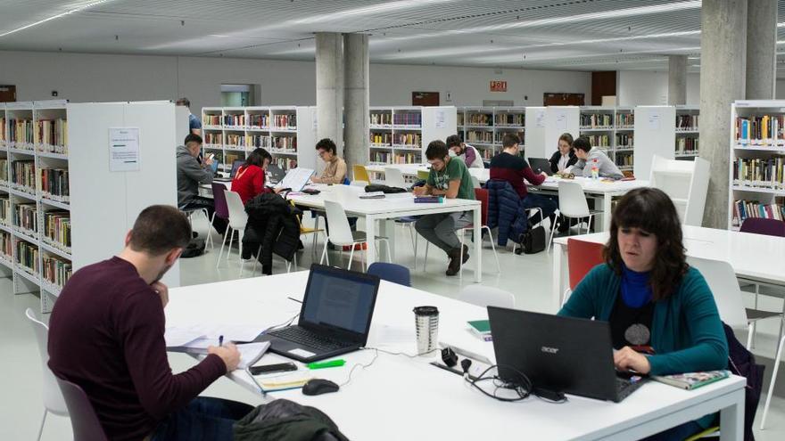 La nueva biblioteca de Ourense colma las expectativas de los usuarios