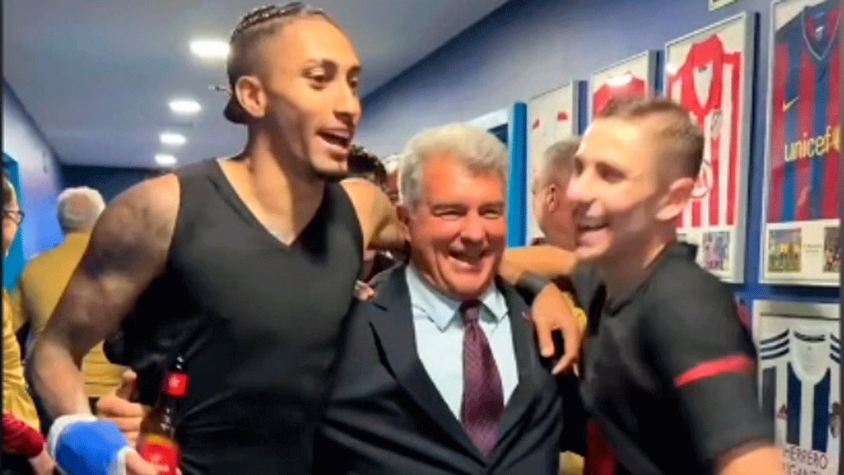 ¡El vídeo que todos queremos ver! Así celebró Laporta el título de Liga con los jugadores