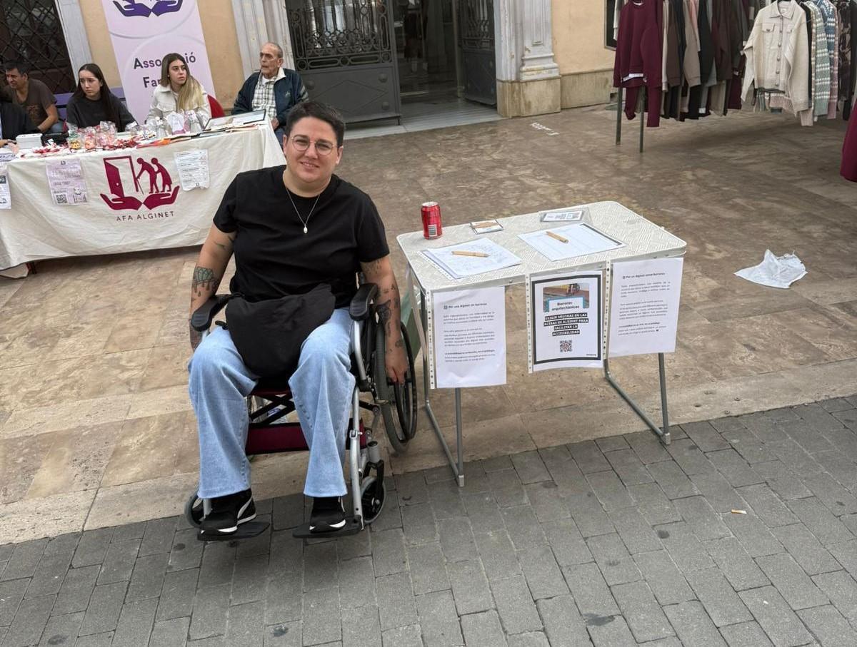 Esmeralda, en una de las actividades organizadas para recaudar fondos.