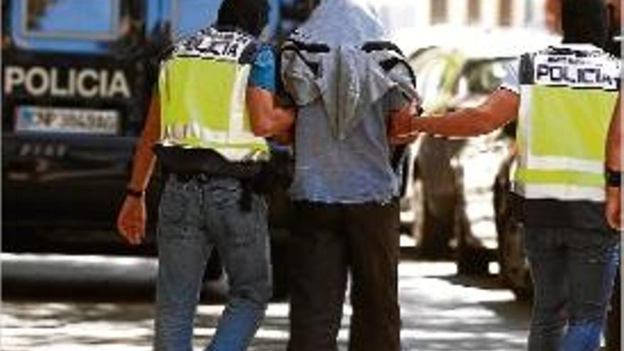 La Policia va arrestar un presumpte gihadista a Madrid.