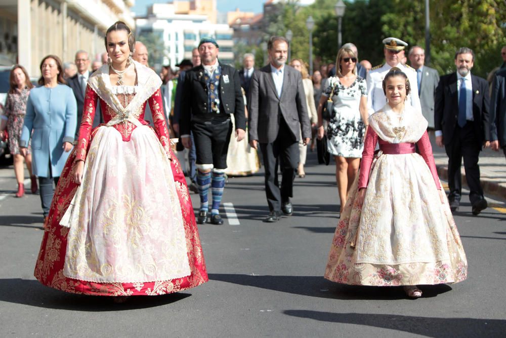 Homenaje a la Senyera de la agrupación de Fallas del Marítim