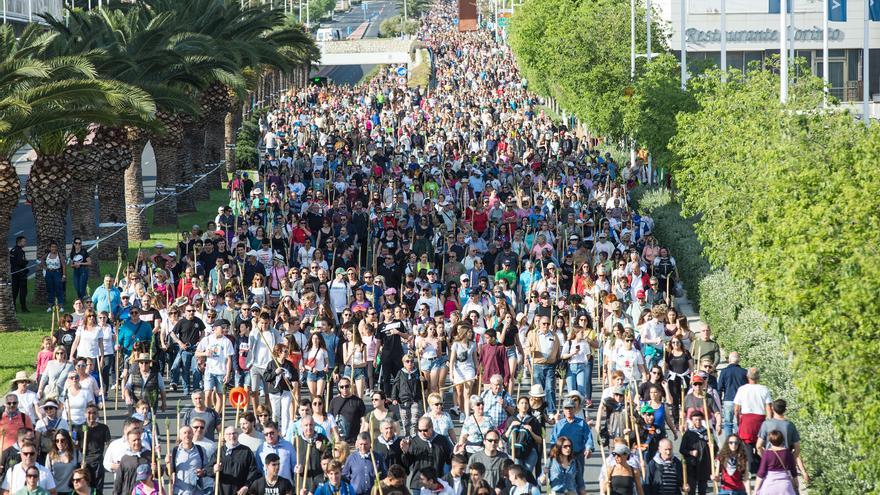 Sigue la romería de Santa Faz de Alicante en directo con À Punt