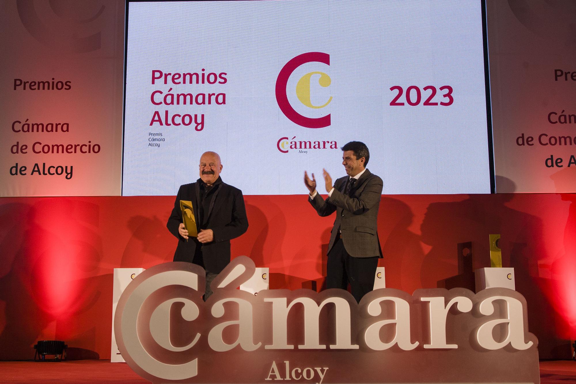 Respaldo social a la entrega de premios de la Cámara de Alcoy