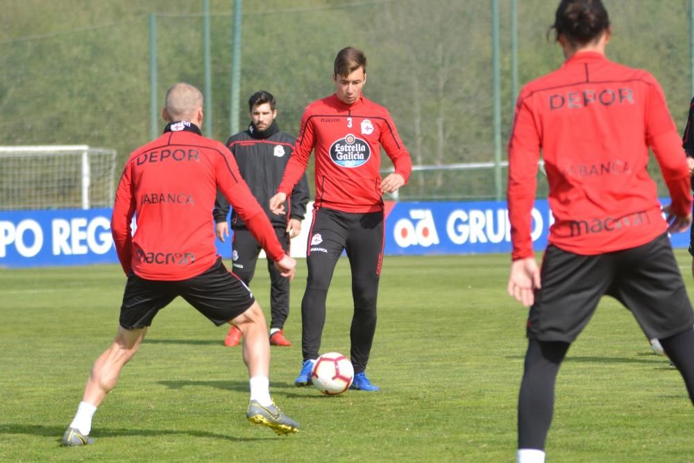 Tras un fin de semana de descanso debido a la expulsión del CF Reus,  los jugadores continúan con la preparación física y mental para recibir a la UD Almería en Riazor.