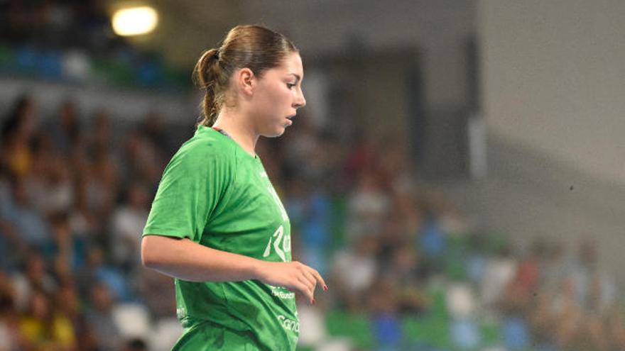 Alba Spugnini, durante el encuentro de pretemporada en el Quico Cabrera.