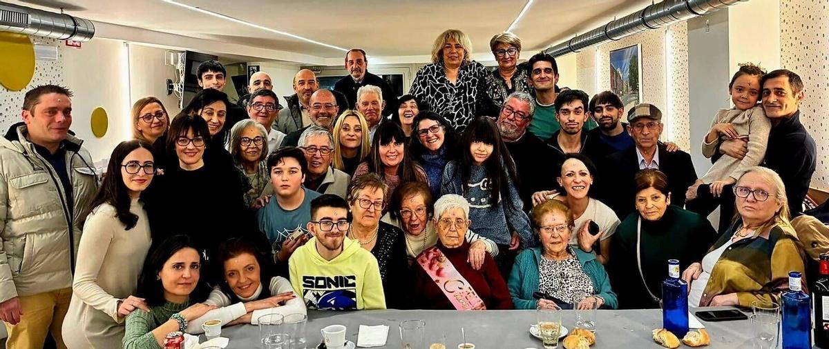 La zamorana Irene Prieto Monje celebra sus 100 años.