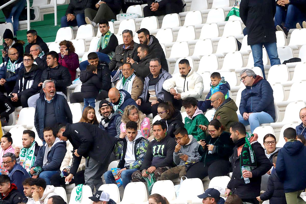 Las imágenes de la afición del Córdoba CF - Cultural Leonesa