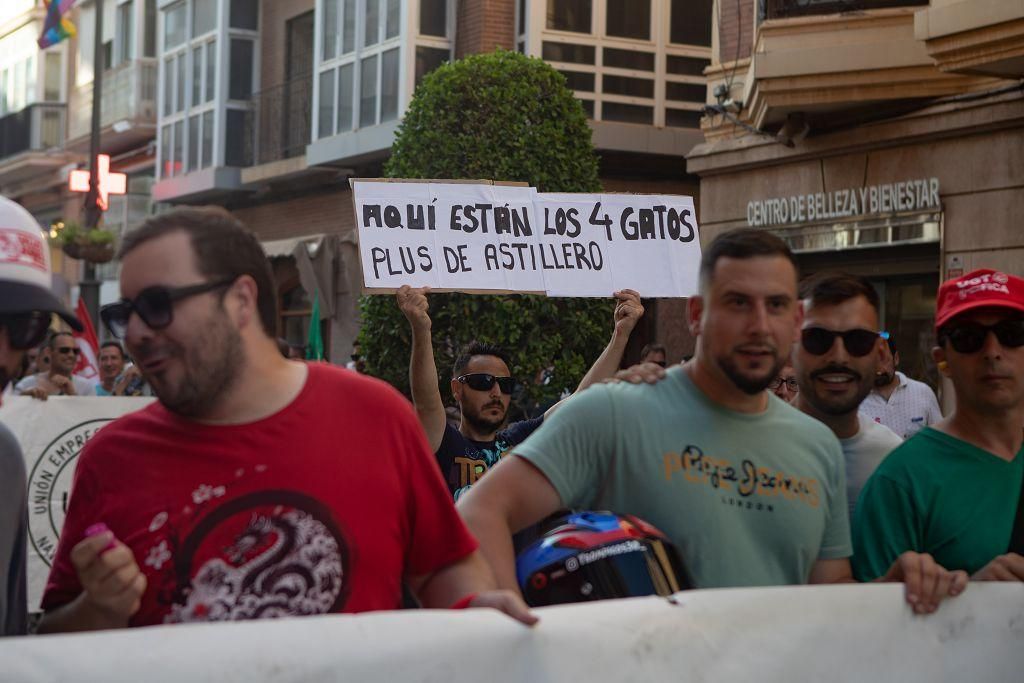 La protesta de las empresas auxiliares de Cartagena, en imágenes