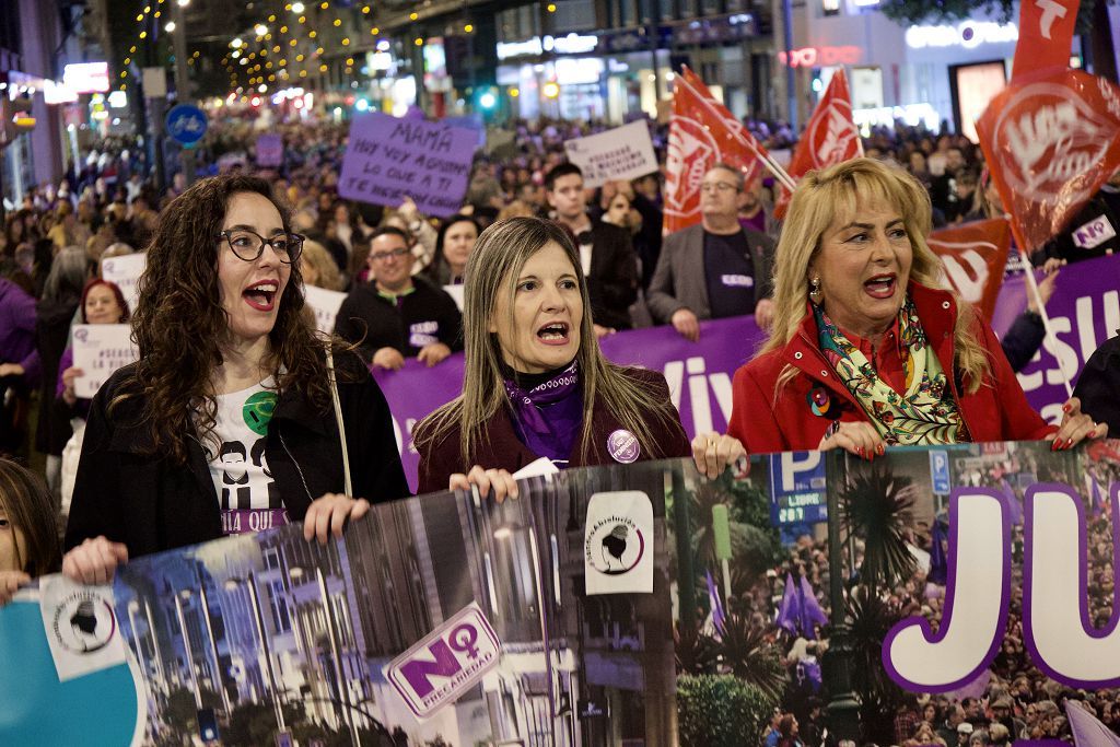 Todas las imágenes de la manifestación en Murcia del 8M