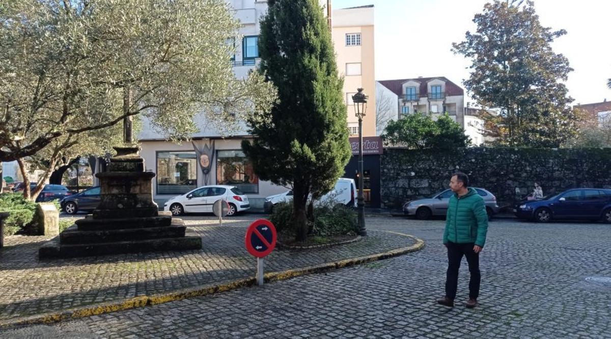El alcalde, en el Campo da Torre, en Caldas de Reis | FDV