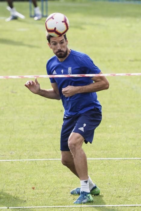 Entrenamiento del Oviedo en el Requexon