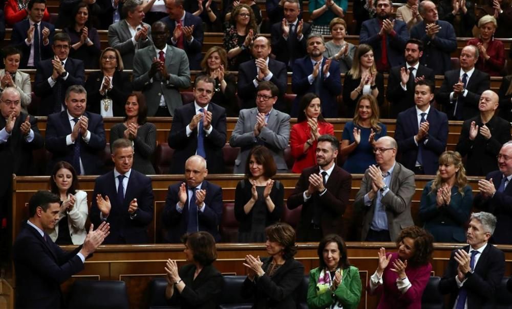 La primera jornada de la sessió d'investidura de Pedro Sánchez, en imatges