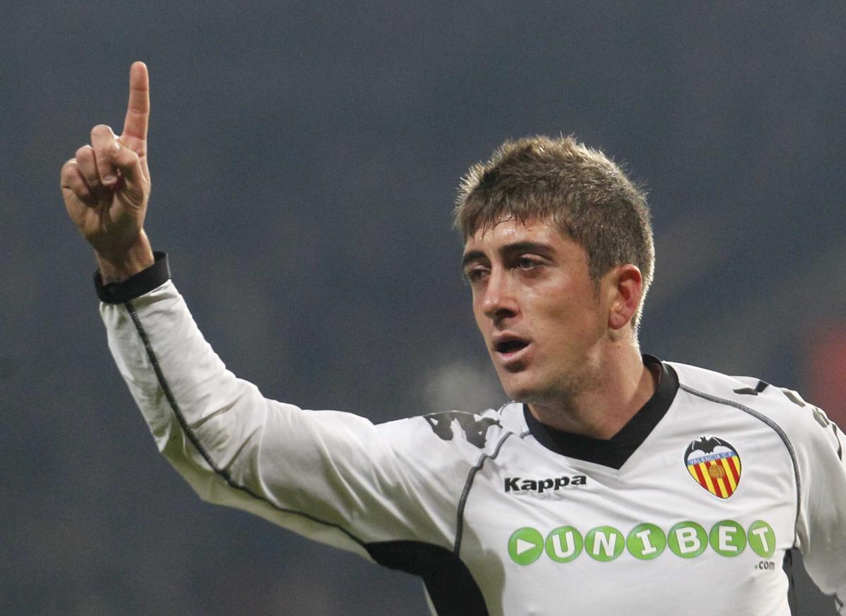 07/12/2010 JM LOPEZ . VALENCIA CF PARTIDO EN OLD TRAFFORD contra MANCHESTER UNITED PARTIDO DE CHAMPIONS LEAGUE .. Pablo Hernández. Fútbol. Liga Campeones. partidos. equipos. Manchester United. VCF