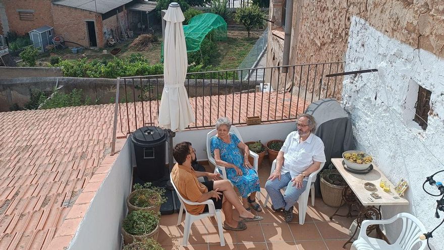 L&#039;&quot;odissea&quot; d&#039;emportar-se de vacances els avis dependents: &quot;Es desorientarà més? L&#039;hotel serà accessible?&quot;