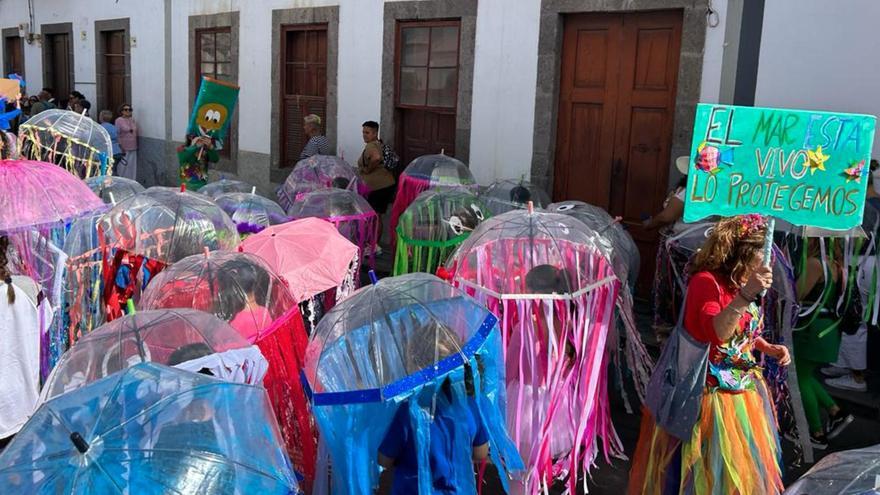 Las mascaritas salen a la calle en Carrizal, Arguineguín y Agaete