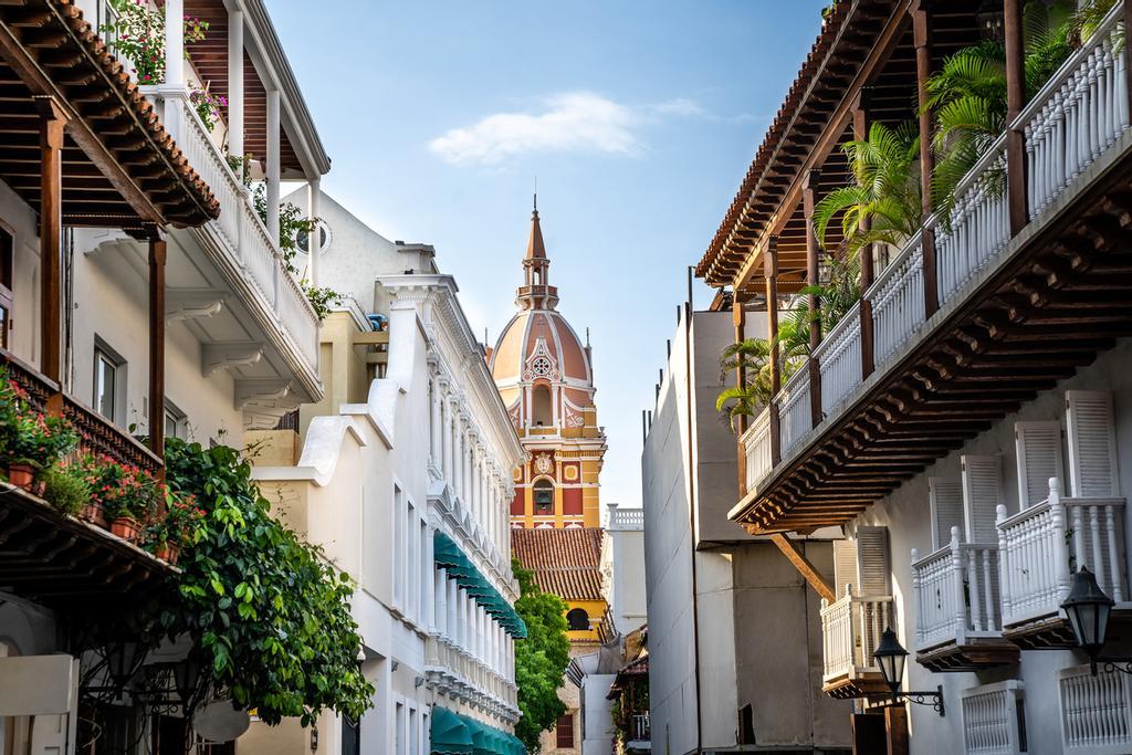 Cartagena de Indias con su rumba y encanto conquista al explorador.