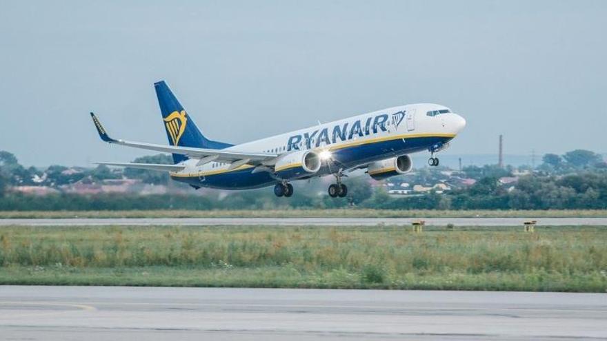 Un avió de Ryanair.