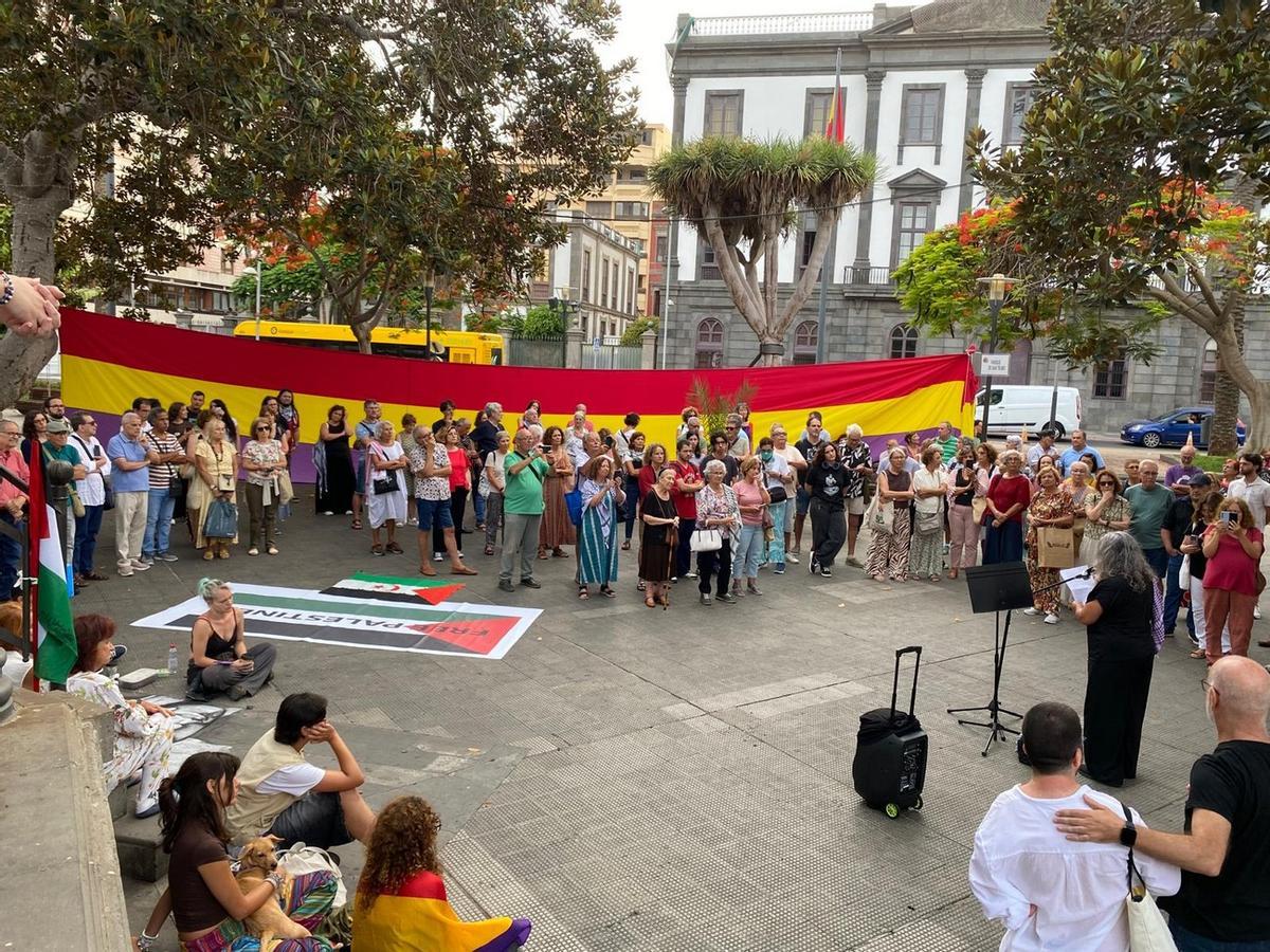 Homenaje a Federico García Lorca en el Parque San Telmo