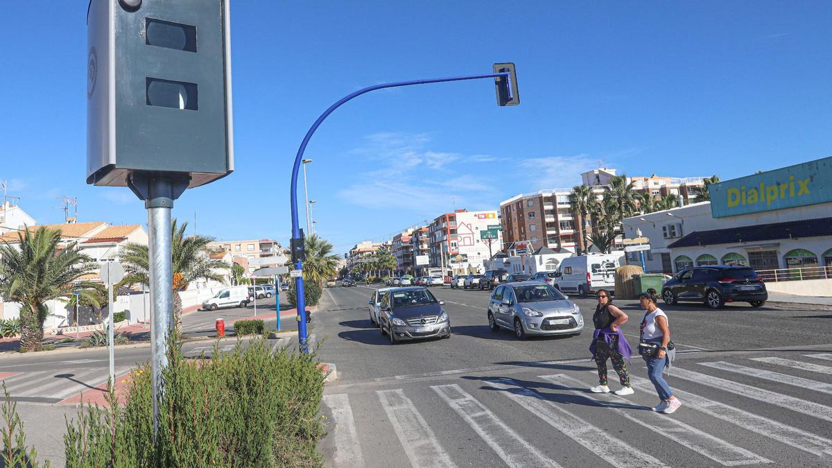 A los radares de Torrevieja no se les escapa ni uno: 80.000 euros en multas en un año
