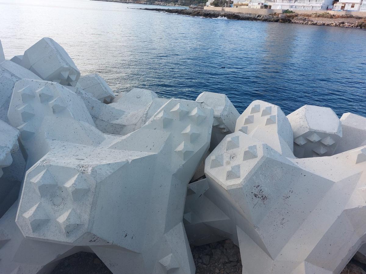 Cala Rajada terminará las obras del puerto antes de Semana Santa