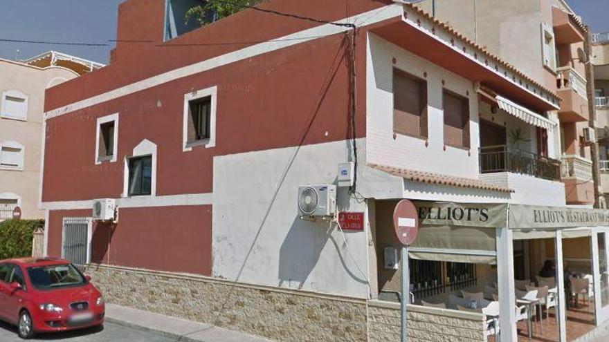 Cae el techo de un restaurante en Bolnuevo y hiere a una trabajadora