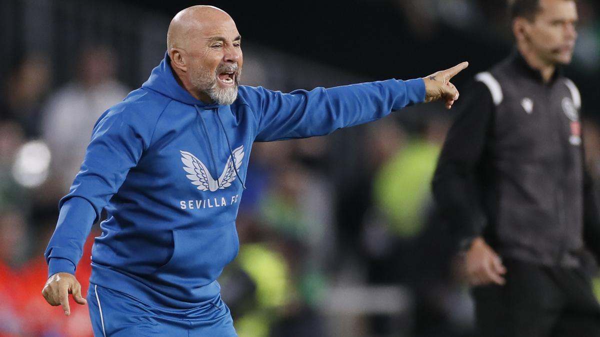 Sampaoli quiere tres refuerzos por línea