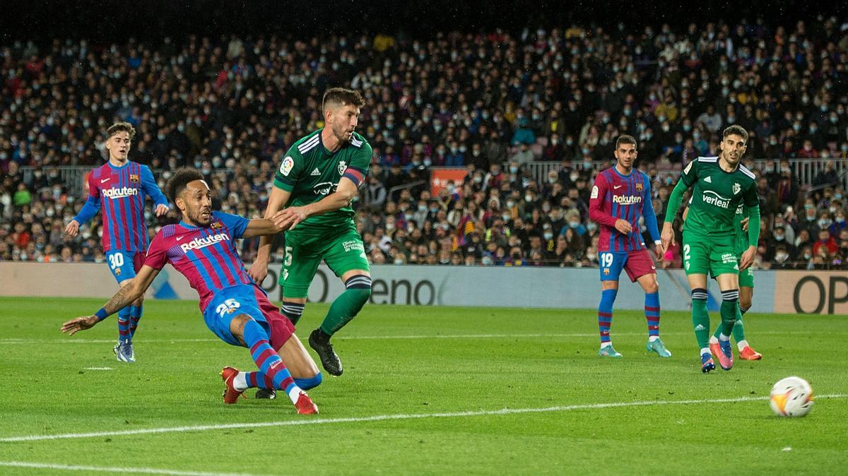 Aubameyang marca el 3-0 a Osasuna tras gran asistencia de Dembélé.