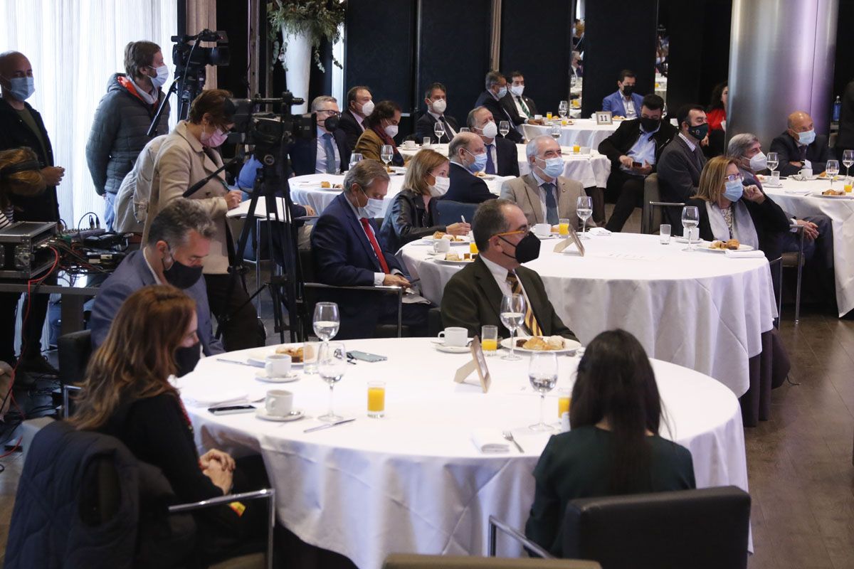 Jesús Aguirre en los desayunos de Diario Córdoba