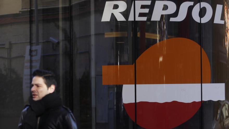 Repsol gana 832 millones hasta septiembre.