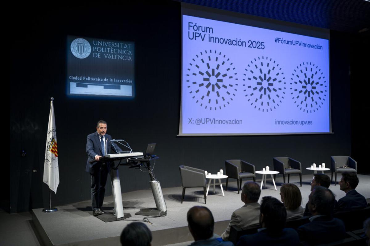 El rector de la UPV, José Esteban Capilla, durante su intervención el Fórum UPV Innovación 2025.