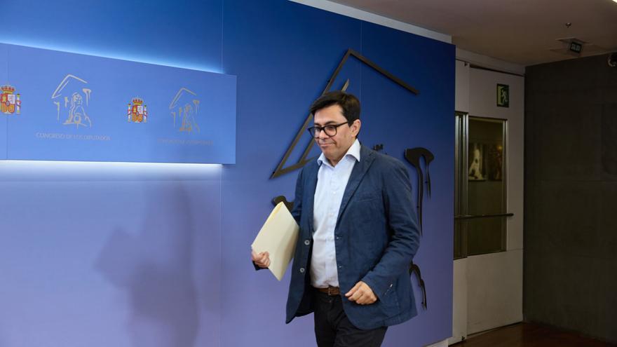 Los Comuns amenazan con salir del Gobierno si la investigación de la UCO llega a implicar a Pedro Sánchez
