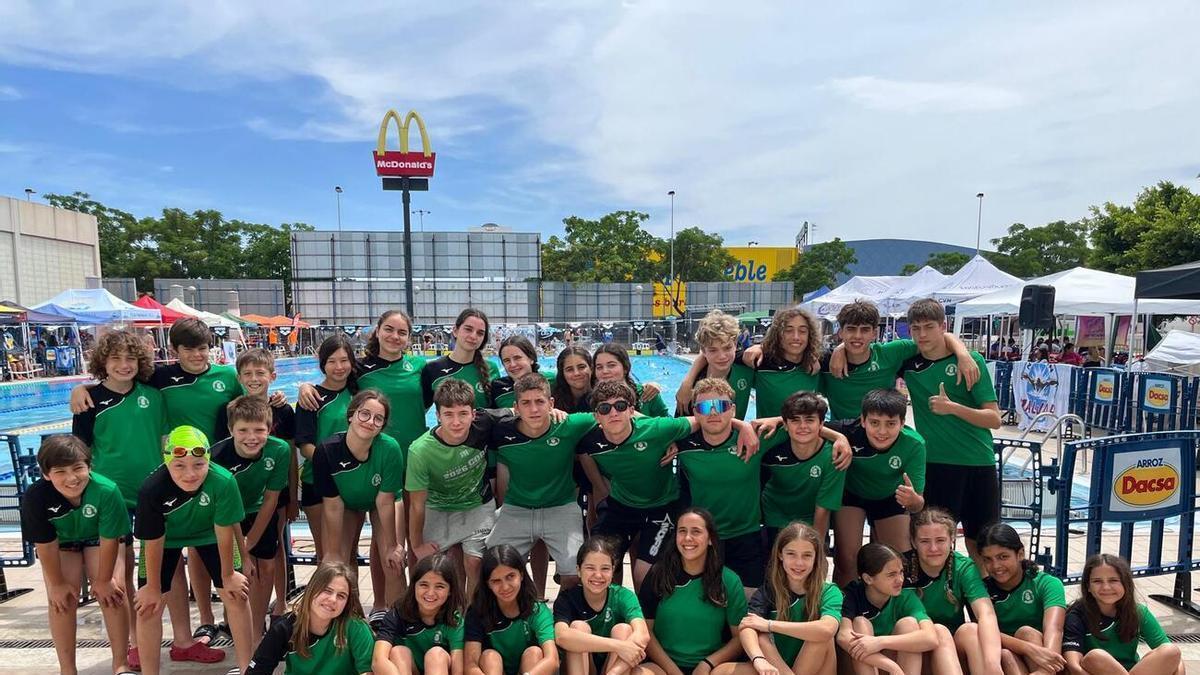La delegación del Natació i Esports Gandia en el Trofeu Delfín de Sedaví