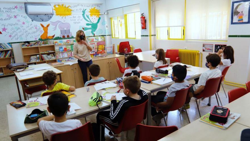 Reclaman la reducción de la jornada lectiva para maestros y profesores