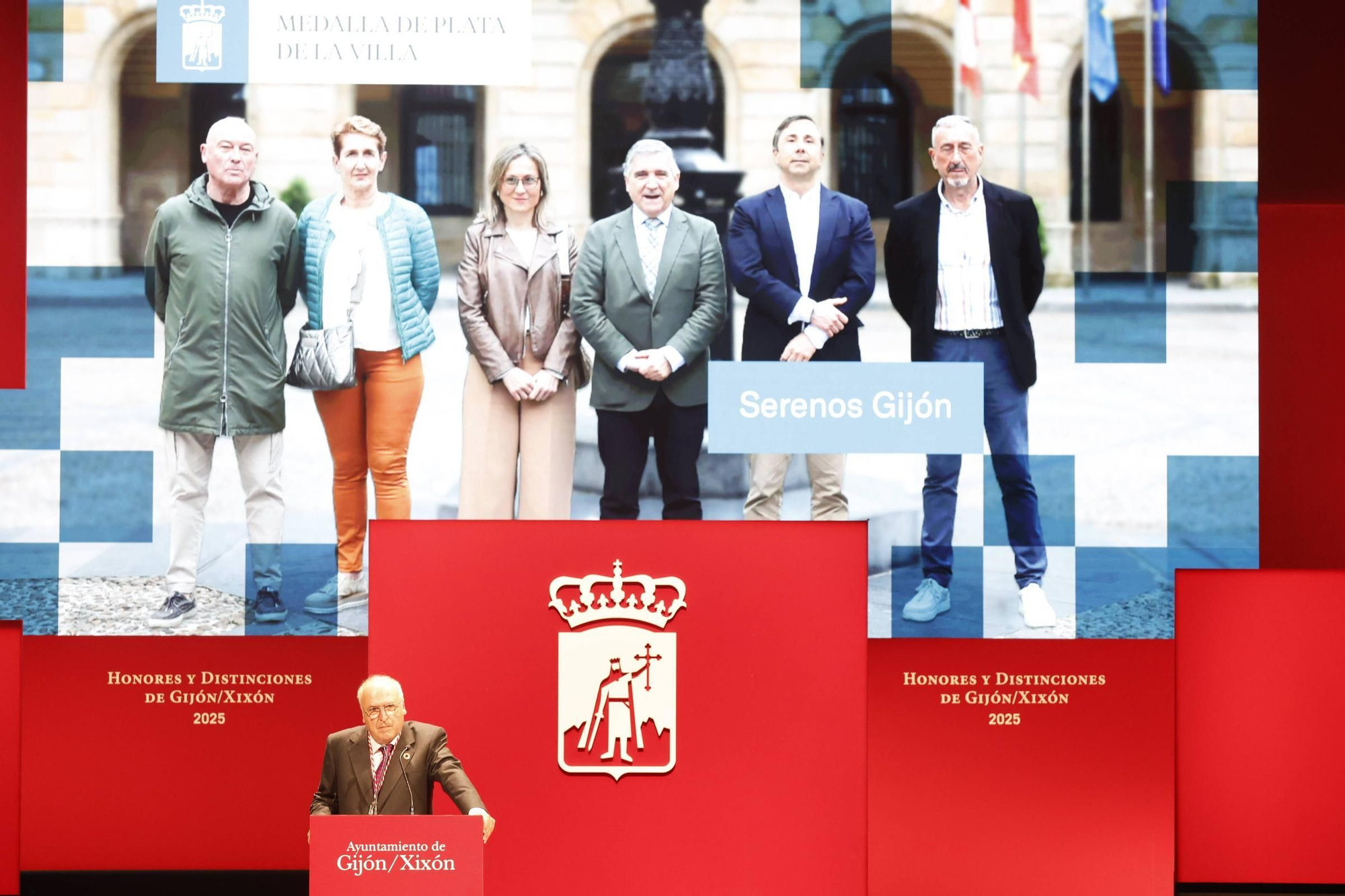 La entrega de medallas y distinciones de Gijón, en imágenes